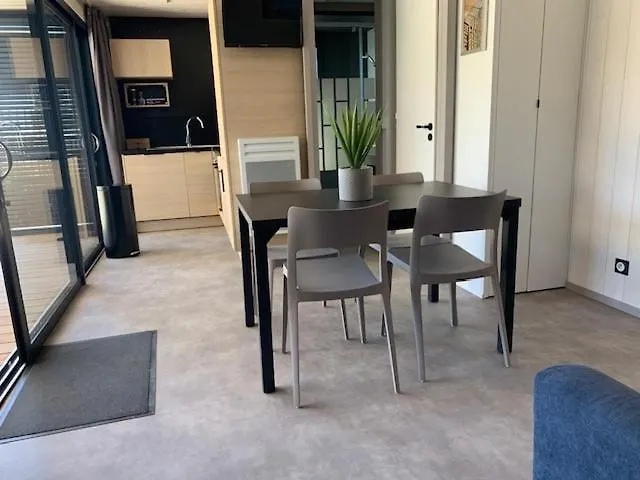 Cap D'agde 4 Personnes 2